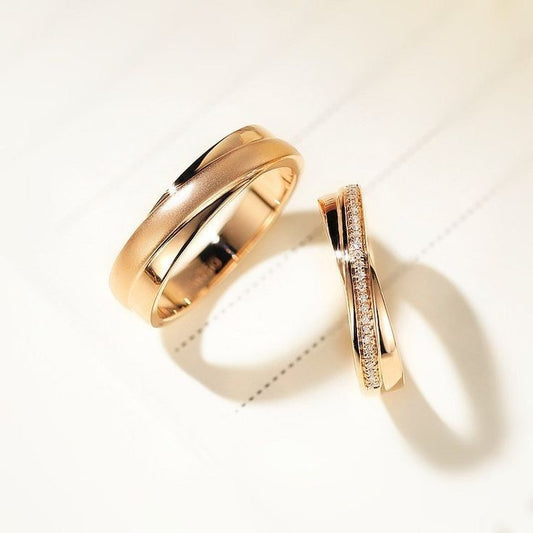 Elegant Couple Ring Set – Gold Finish