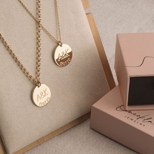 Personalized Gold Disc Necklace – Custom Initial & Date